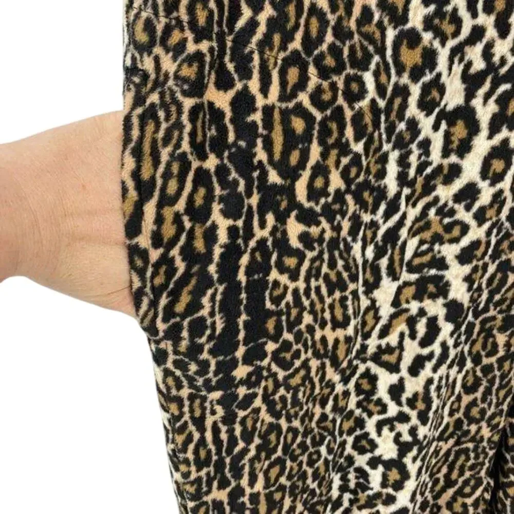Nick & Nora Leopard One Piece Sleepwear Footed Pajamas Womens Medium
